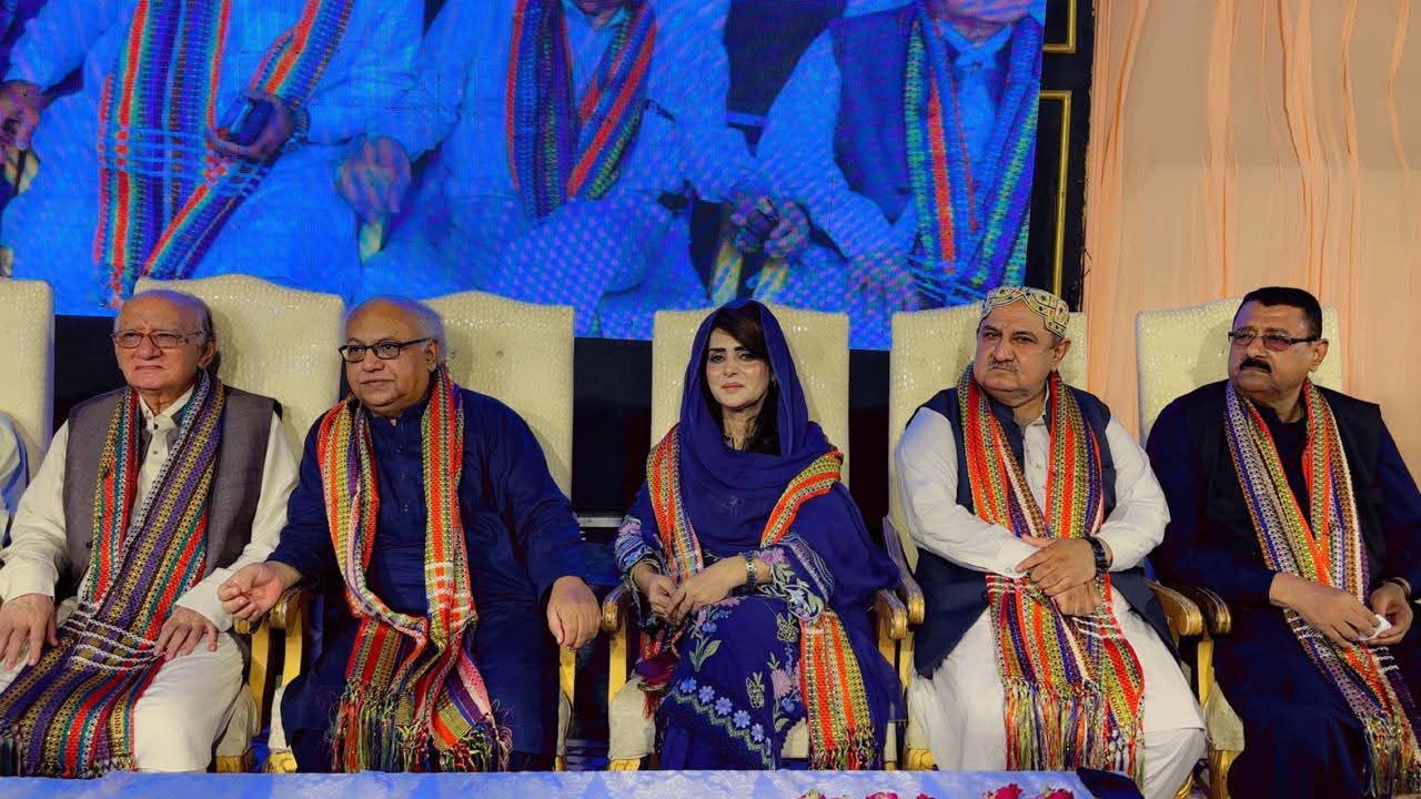 Renowned Sindhi Language